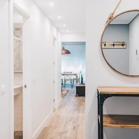 Izar By People Apartman